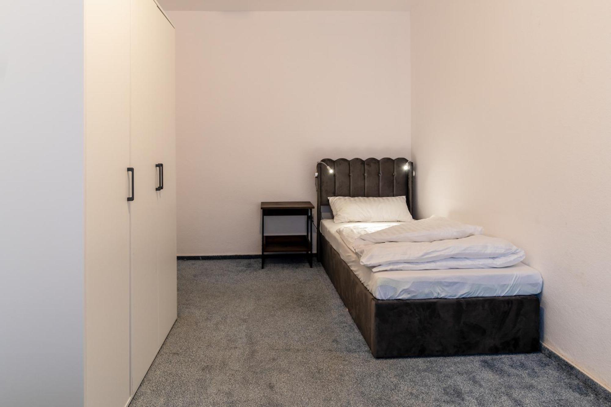 Smile Apartment Tiddische Exterior foto